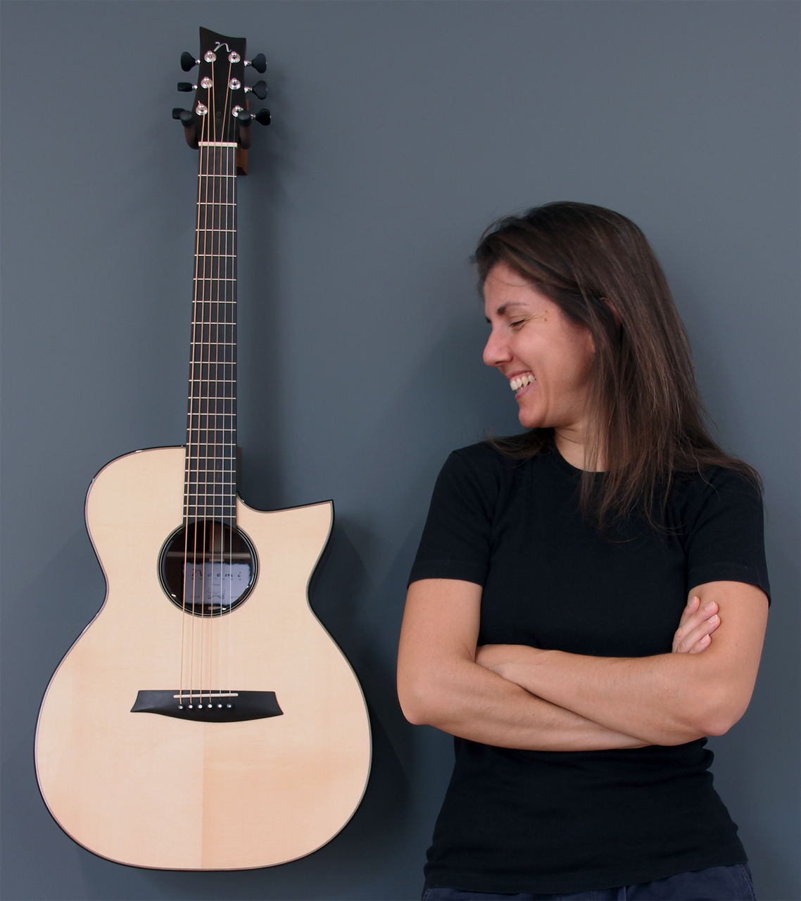 Noemi Schembri’s Journey to Masterful Guitar-Making