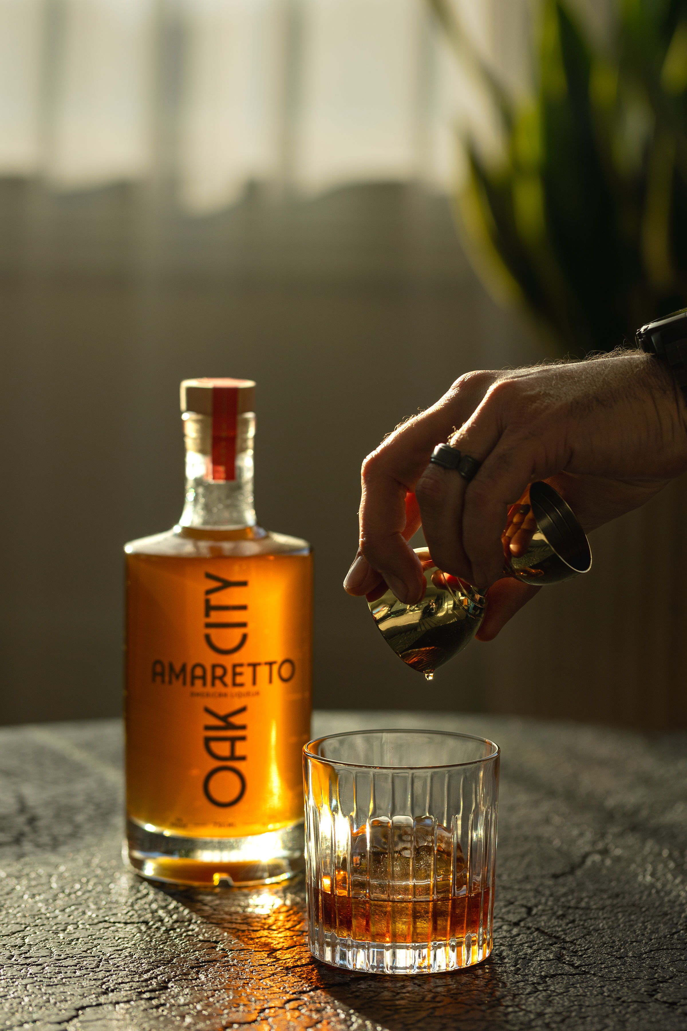 Oak-City-Amaretto-on-the-rocks.jpg