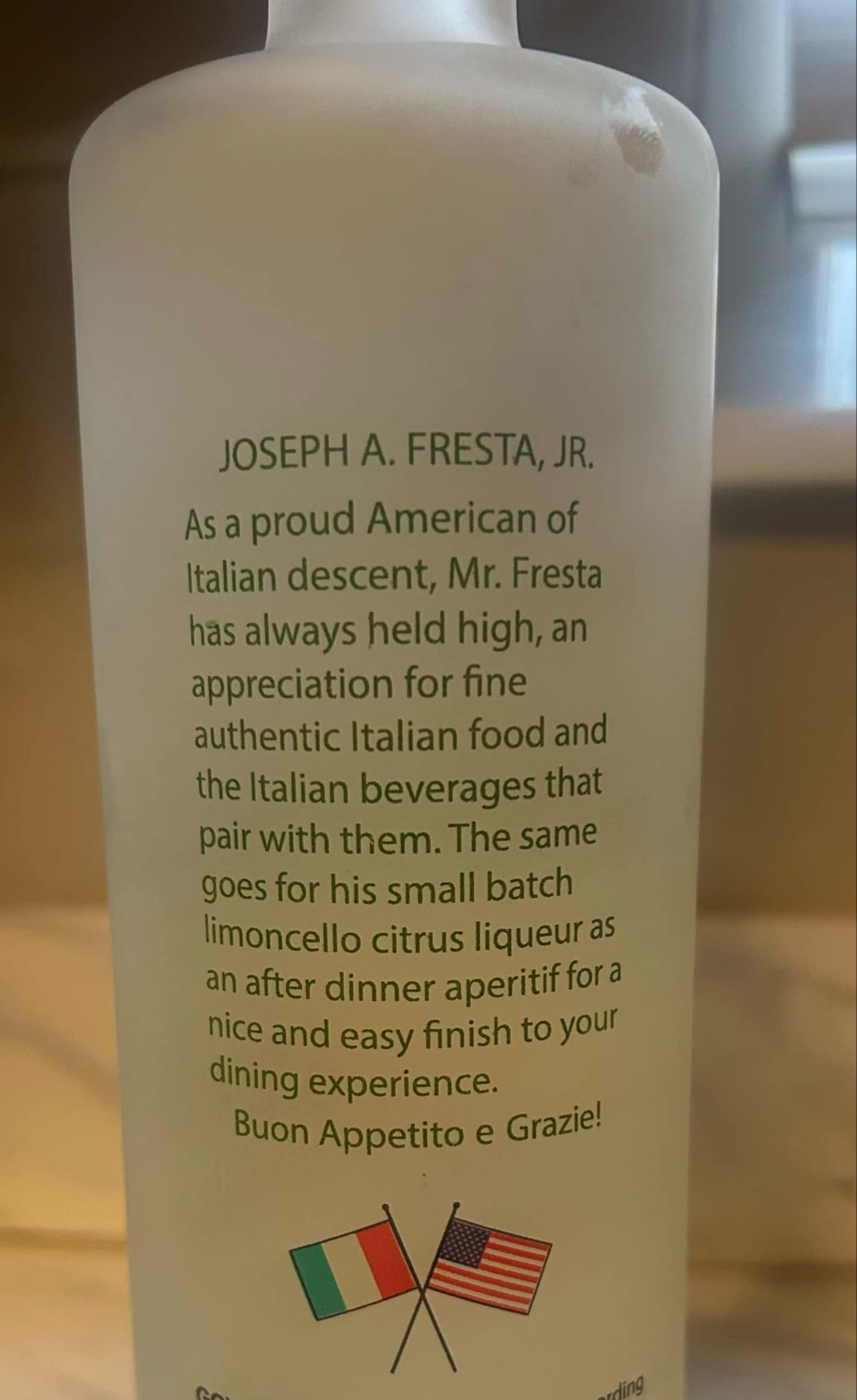 Fresta-Limoncello-bottle-backside.jpg