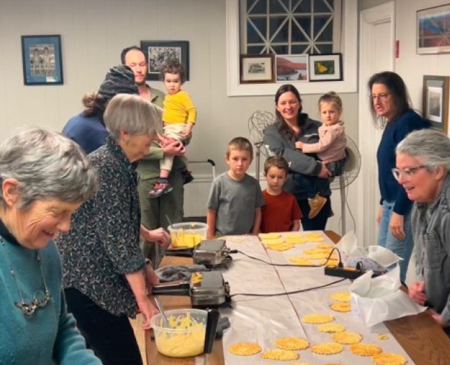 Vermont-Italian-Cultural-Association-making-pizzelle.jpg